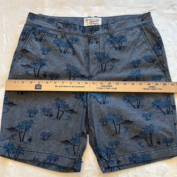 Original Penguin Men’s Flat Front Palm Tree Shorts - Picture 6 of 10
